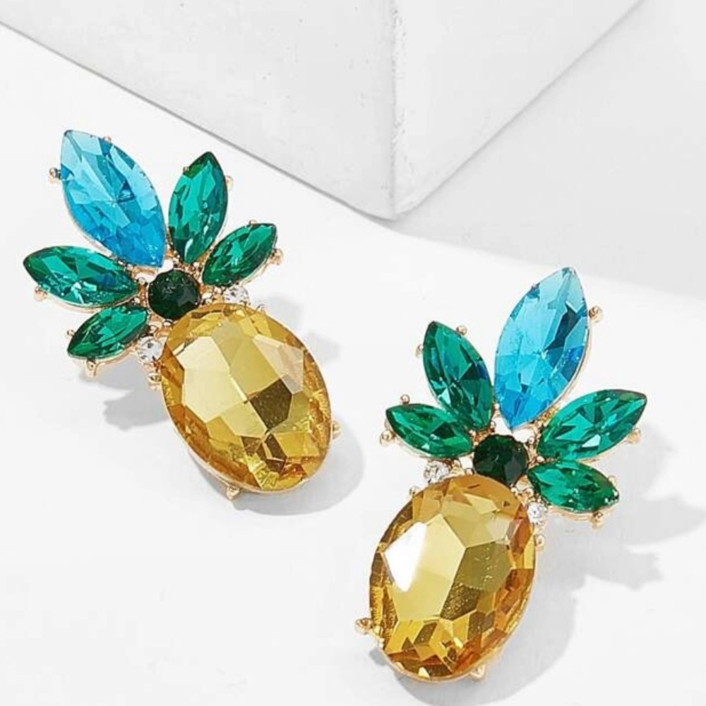 NEW Pineapple Shape Rhinestone Earrings